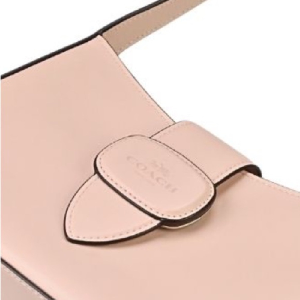 Coach Shoulder Bag in Light Pink - Picture 2 of 13